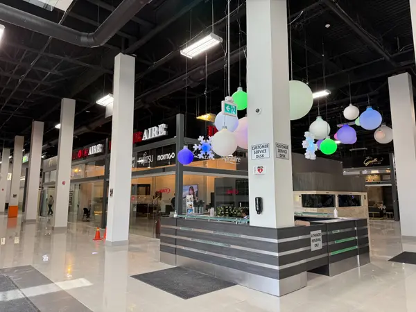 7250 Keele ST #251, Vaughan, ON L4K 1Z8