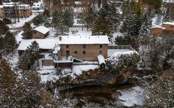 6 MillRidge Estate Private, Centre Wellington, ON N0B 1S0