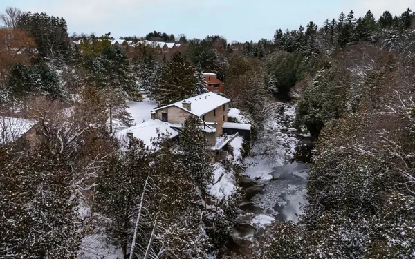 6 MillRidge Estate Private, Centre Wellington, ON N0B 1S0