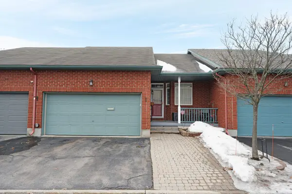 114 Bartlett Private, Hunt Club - Windsor Park Village And Area, ON K1V 2A8