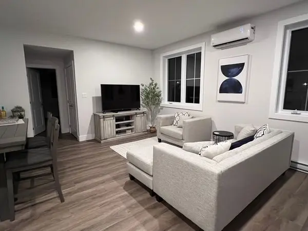 15 Arthur ST #201, Cramahe, ON K0K 1S0