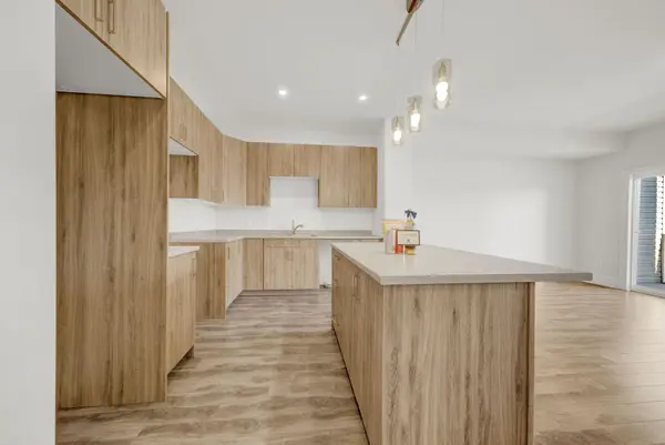 17 Markland AVE, Prince Edward County, ON K0K 2T0