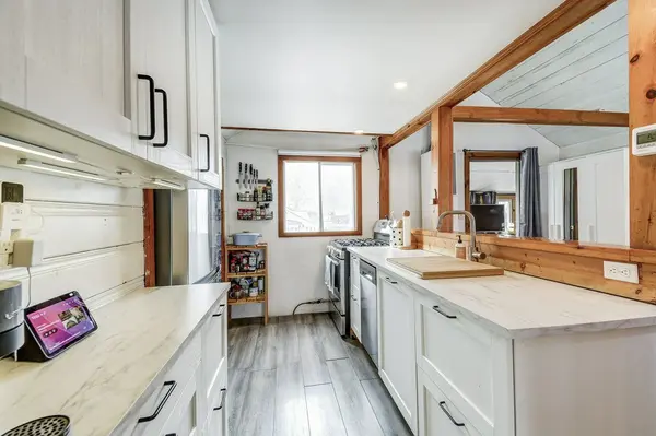 716 Sandy Bay RD, Haldimand, ON N1A 2W6