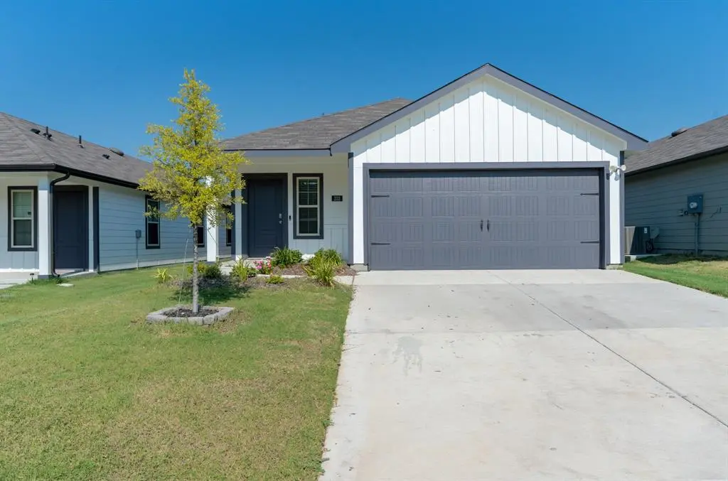 232 Vitex Drive, Royse City, TX 75189