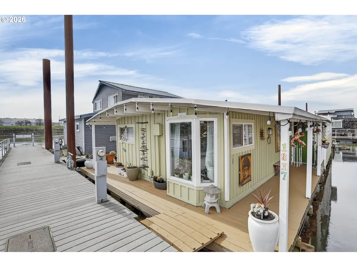 1817 N Jantzen AVE, Portland, OR 97217