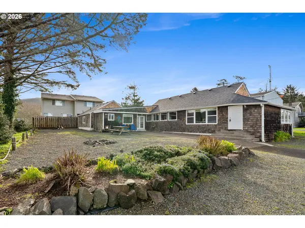 110 N EASY ST, Rockaway Beach, OR 97136