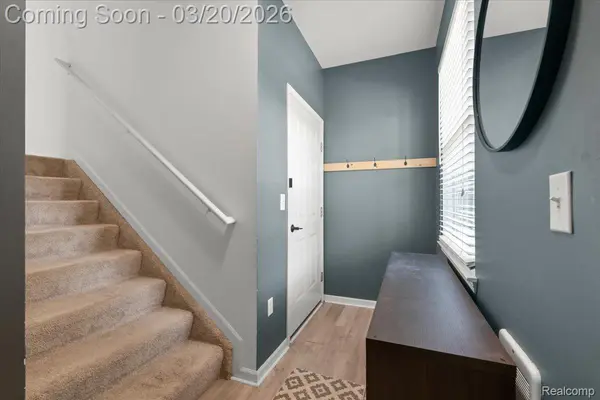 1103 Rial Lake DR, Howell Township, MI 48843