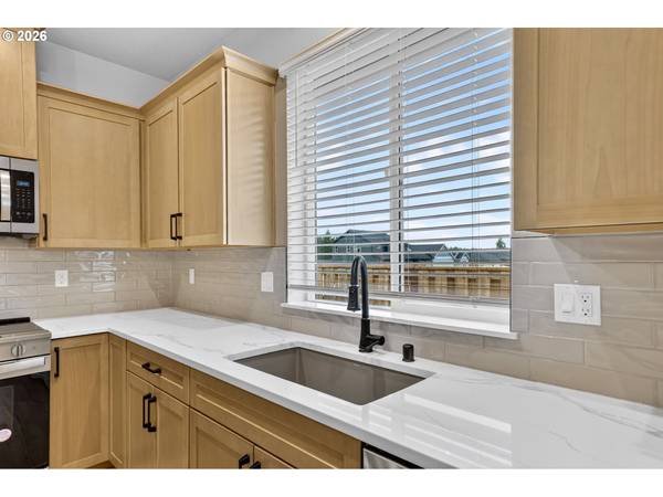 2239 E OTTER LOOP #59, La Center, WA 98629