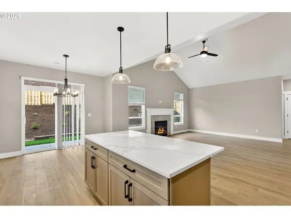 2239 E OTTER LOOP #59, La Center, WA 98629