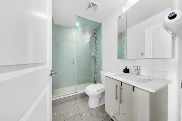 65 Oneida CRES #1807, Richmond Hill, ON L4B 0G9