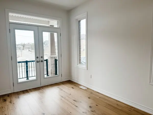 30 Baycroft BLVD, Essa, ON L3W 0M1