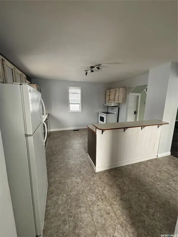 331 3rd AVENUE W, Assiniboia, SK S0H 0B0