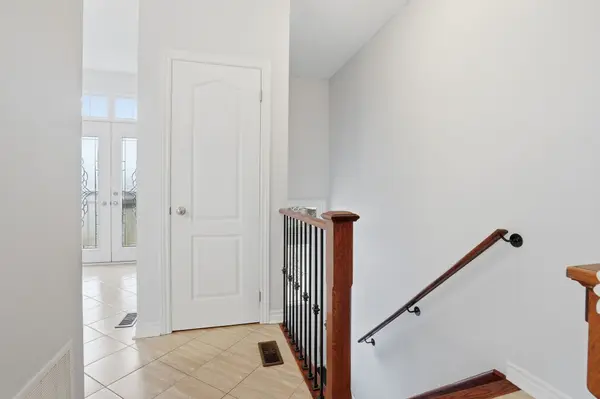 2358 Treversh Common, Burlington, ON L7R 0C8