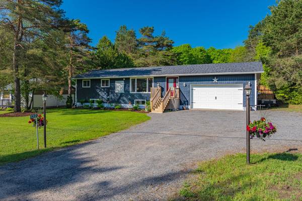 132 Albert ST, Strong, ON P0A 1Z0