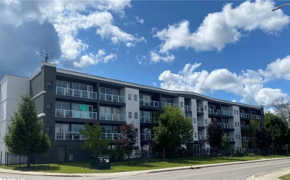 95 Barrie RD #401, Orillia, ON L3V 0B2