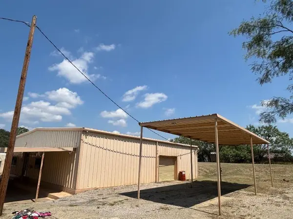 203 SW 7th Avenue, Mineral Wells, TX 76067