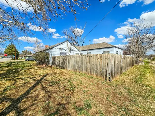 1200 E Twelfth Street, Sweetwater, TX 79556