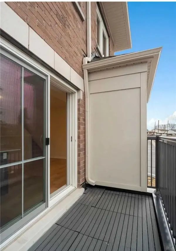 485 Beresford PATH #3, Oshawa, ON L1H 0B2