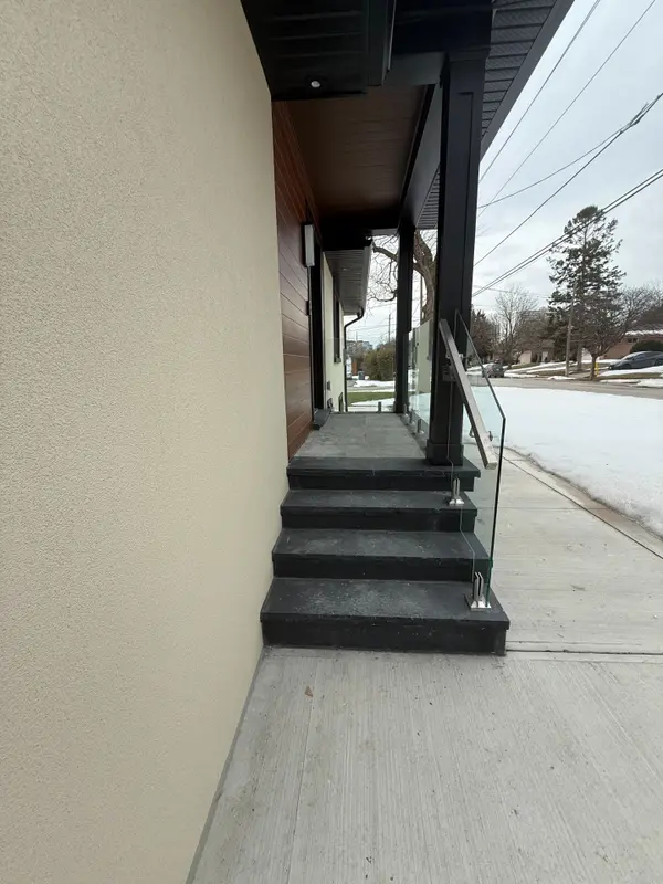 2101 Ian AVE E #Basement, Mississauga, ON L5A 1C4