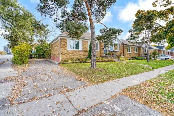421 St Augustine DR, Oakville, ON L6K 3G1