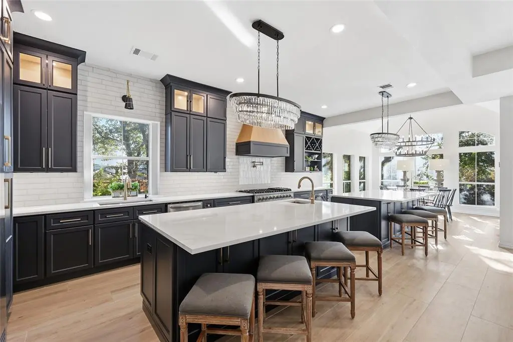 2006 Postwood Court, Corinth, TX 76210