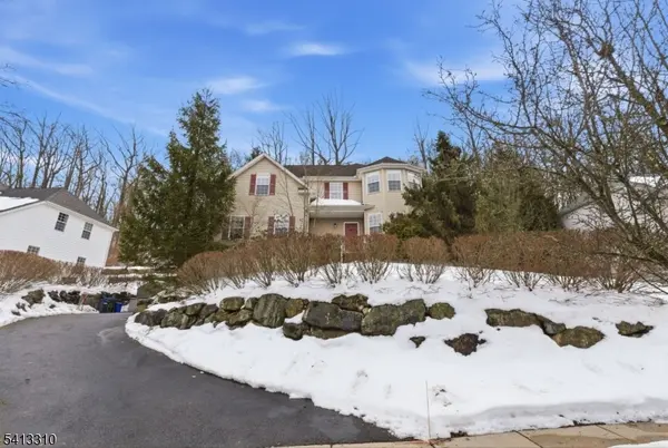 9 Poplar Ct, Allamuchy Twp., NJ 07840