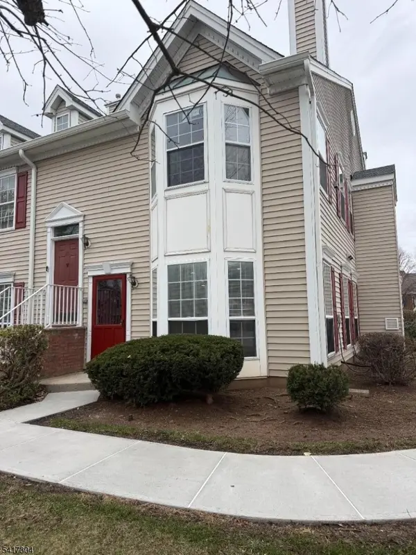 32 Columbus Dr, Franklin Twp., NJ 08823