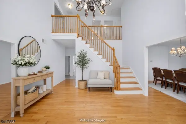 6 Tamzen Ter, Washington Twp., NJ 07882