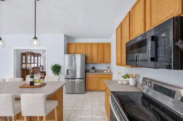 6 Tamzen Ter, Washington Twp., NJ 07882