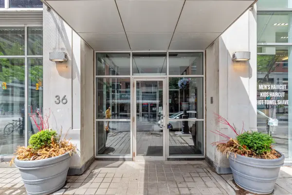 36 Blue Jays WAY #930, Toronto C01, ON M5V 3T3