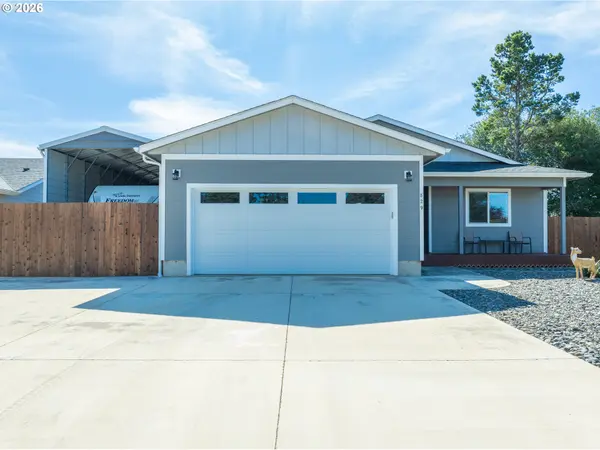 829 JACOBSON WAY, Lakeside, OR 97449