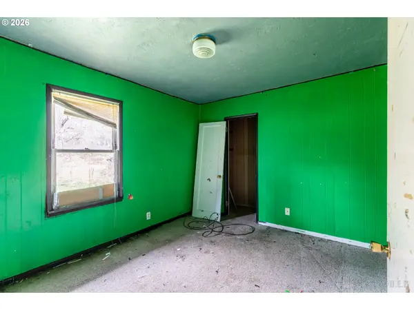 31093 SCAPPOOSE VERNONIA HWY, Scappoose, OR 97056