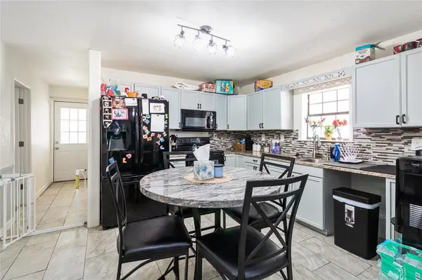 512 S Nueces Street, Coleman, TX 76834