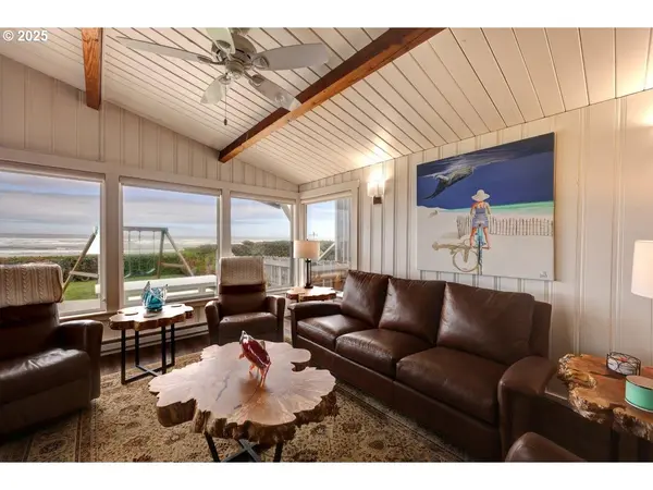 80444 CARNAHAN RD, Arch Cape, OR 97102