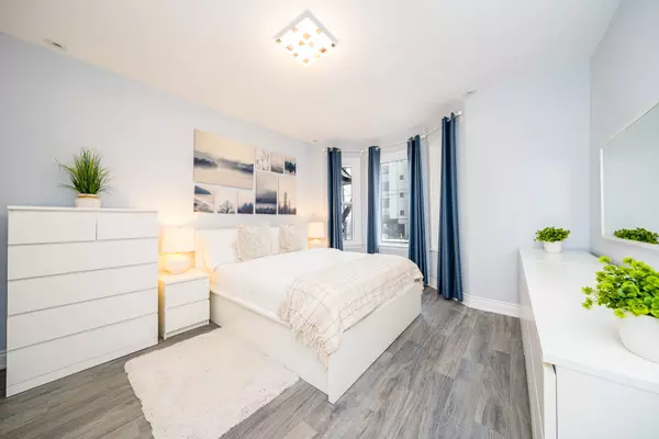 8 Springhurst AVE, Toronto W01, ON M6K 1A9