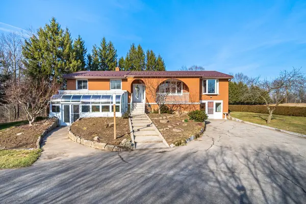 1243 5 HWY W, Hamilton, ON L9H 5E1