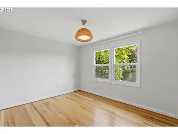 928 9TH ST, Washougal, WA 98671