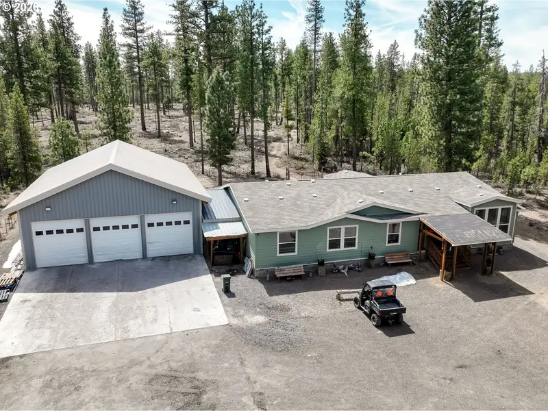 123631 SURVEYOR RD, Crescent Lake, OR 97733