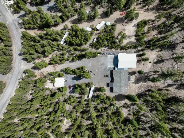 123631 SURVEYOR RD, Crescent Lake, OR 97733