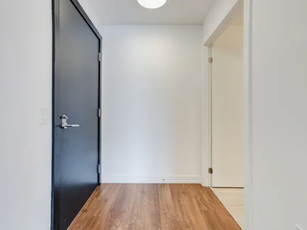 15 Wellington ST S #708, Kitchener, ON N2G 0E4