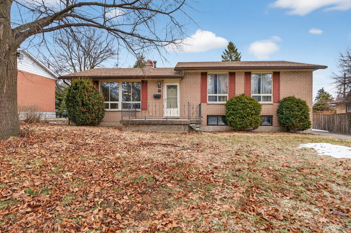 19 CONVAY CRES, Brockville, ON K6V 5A2