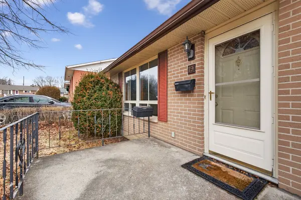 19 CONVAY CRES, Brockville, ON K6V 5A2