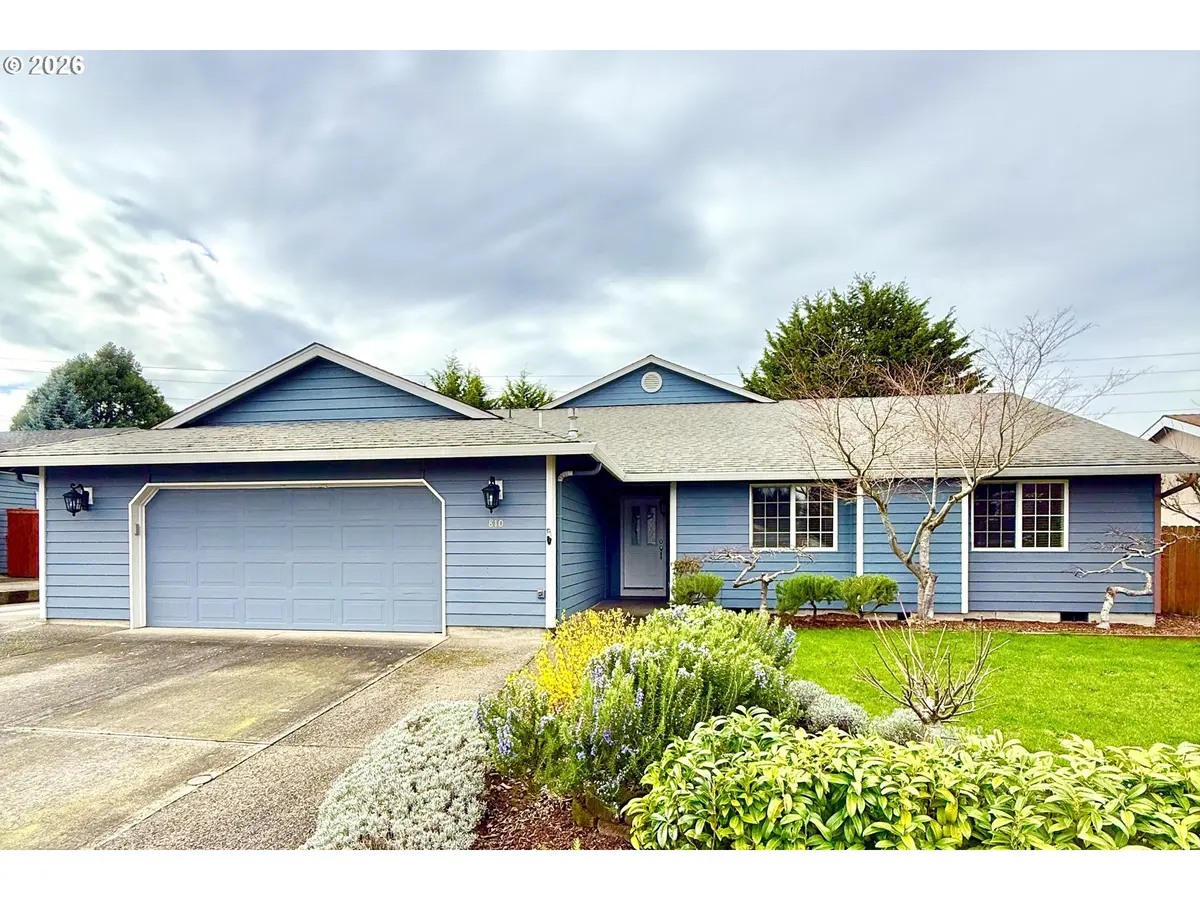 810 NE 167TH AVE, Vancouver, WA 98684