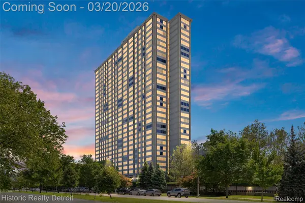 1300 E Lafayette #307, Detroit, MI 48207