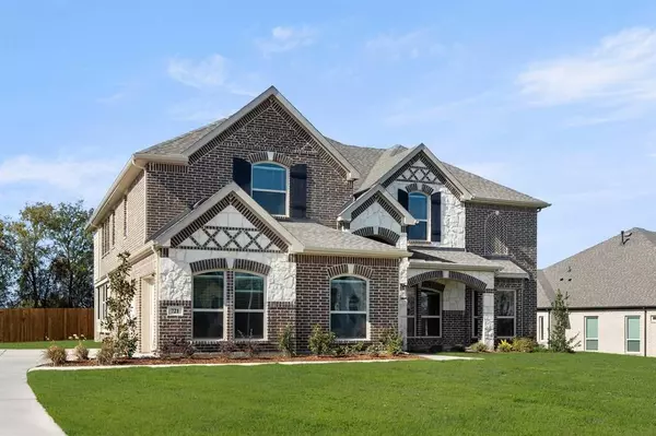 721 S Hidden Lakes Drive, Desoto, TX 75115