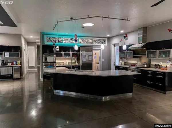 1340 NW Shady LN NW, Albany, OR 97321