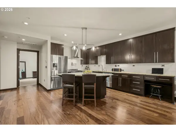 777 COMMERCIAL ST SE #319, Salem, OR 97301