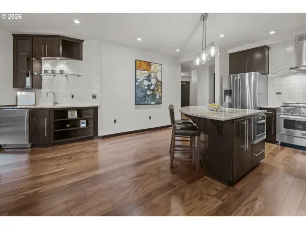 777 COMMERCIAL ST SE #319, Salem, OR 97301