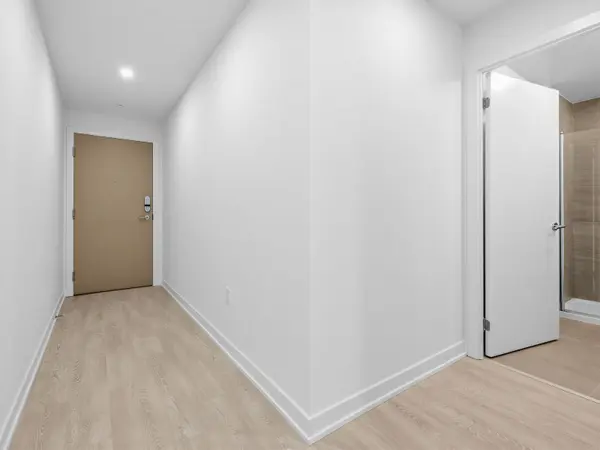 1 Quarrington LN #1007, Toronto C13, ON M3C 0S4