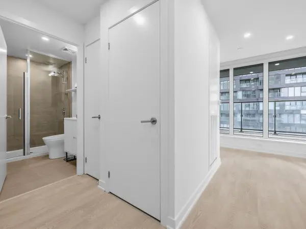 1 Quarrington LN #1007, Toronto C13, ON M3C 0S4